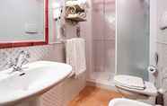 In-room Bathroom 3 Relais Pian delle Starze