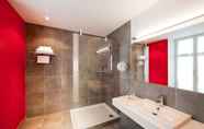 In-room Bathroom 2 Mercure Vittel