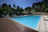 Swimming Pool Bom Sucesso Resort