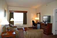 Common Space Best Western Plus MidAmerica Hotel