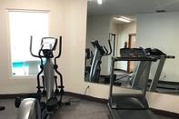 Fitness Center Edgewater Inn and Suites