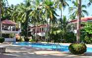 Swimming Pool 4 Green Coconut Resort