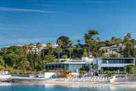 Kolam Renang Cap d Antibes Beach Hotel