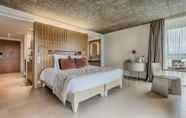 Kamar Tidur 6 Cap d Antibes Beach Hotel