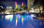 Swimming Pool 6 Mantra Crown Towers