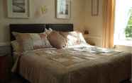 Kamar Tidur 6 Abbeyfield B&B