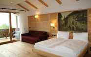 Bedroom 5 Pineta Hotels Nature Wellness Resort