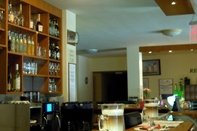 Bar, Kafe dan Lounge Platan Hotel