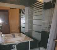 Phòng tắm bên trong 7 Platan Hotel