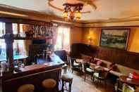 Bar, Cafe and Lounge Hotel zum Schwan