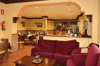 Quầy bar, cafe và phòng lounge La Encina Centenaria