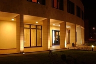 ภายนอกอาคาร B&B Hotel Sassuolo