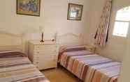 Kamar Tidur 6 El Capistrano Sur