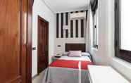 Kamar Tidur 4 Hostal Castilla I - Atocha