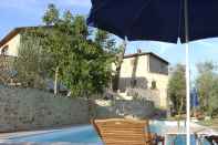 Swimming Pool B&B La Fonte del Machiavelli