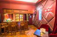Bar, Cafe and Lounge Les Jardins d'Epicure