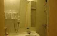 In-room Bathroom 7 JinJiang Inn - Bejing Yizhuang Development Zone