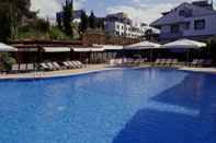 Swimming Pool Hotel La Giocca