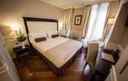 Bedroom 5 Victoria Hotel Letterario