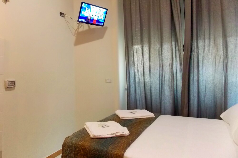 Phòng ngủ 3 Hotel Midtown