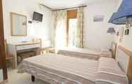 Kamar Tidur 3 Hostal Lizana 2