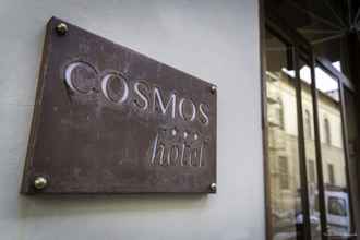 Bangunan 4 Hotel Cosmos