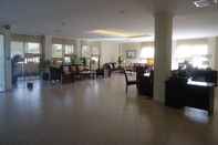 Lobby Dhafra Beach Hotel