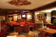 Bar, Kafe dan Lounge Hotel Helvetia