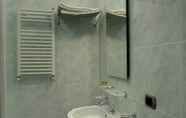 In-room Bathroom 2 La Signoria di Firenze
