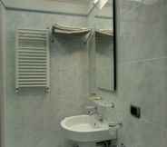 In-room Bathroom 2 La Signoria di Firenze