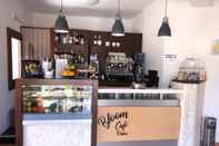 Bar, Cafe and Lounge Palau Green Village