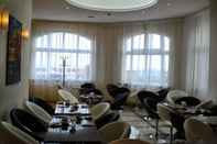 บาร์ คาเฟ่ และเลานจ์ Eastbourne Riviera Hotel