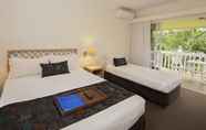 Bedroom 6 Castaways Resort & Spa Mission Beach