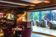 Quầy bar, cafe và phòng lounge ADLER Spa Resort Dolomiti