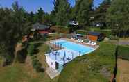 Swimming Pool 2 VVF Aubrac, Chaudes-Aigues