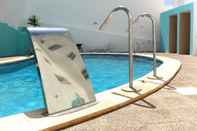 Hồ bơi Hotel Playa Santandria - Adults Only