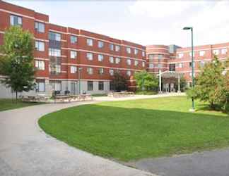 Exterior 2 Residence & Conference Centre - Ottawa West