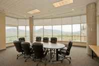 ห้องประชุม Residence & Conference Centre - Kamloops