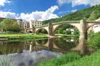 ภายนอกอาคาร VVF Les Gorges de l'Allier, Lavoûte Chilhac