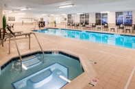 Swimming Pool Residence Inn by Marriott Harrisonburg