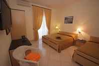 Kamar Tidur Hotel Anna