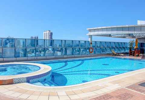 Swimming Pool TIME Dunes Hotel Apartment Al Barsha