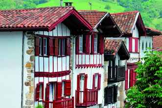 Exterior 4 VVF Pays Basque Sare La Rhune, Sare