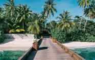 Kolam Renang 3 Park Hyatt Maldives Hadahaa