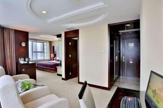 卧室 4 Yimei Plaza Hotel