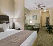 Bedroom 4 Best Western Plus Wasco Inn & Suites