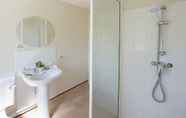 In-room Bathroom 2 The Cliffe at Dinham