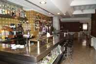 Quầy bar, cafe và phòng lounge Moreno