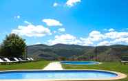 Swimming Pool 2 Hotel Rural Quinta do Silval