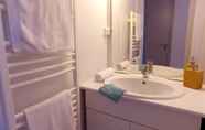 Phòng tắm bên trong 4 VVF Drôme Provence, Montbrun les bains
